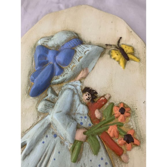 Pair Vintage Ceramic Wall Hangings - Little Girls - Picture 6 of 11